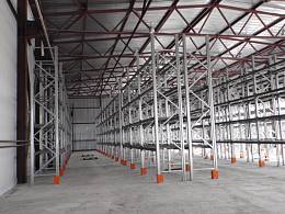 "Элсиб": паллетные стеллажи на зацепах "Элсиб": паллетные стеллажи на зацепах